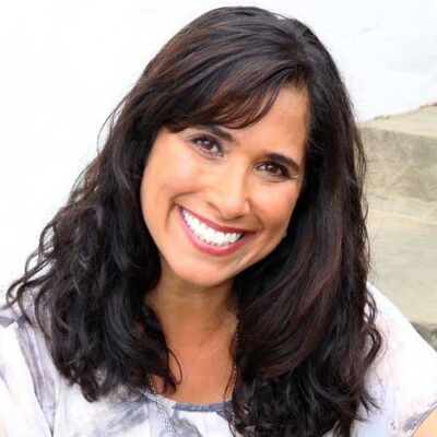 Mariaelena Welch, MA, PCC, EQCC